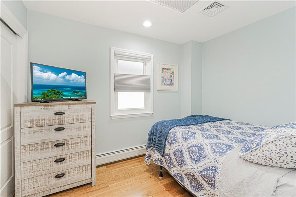 122 Guyon Avenue Property Photo 18