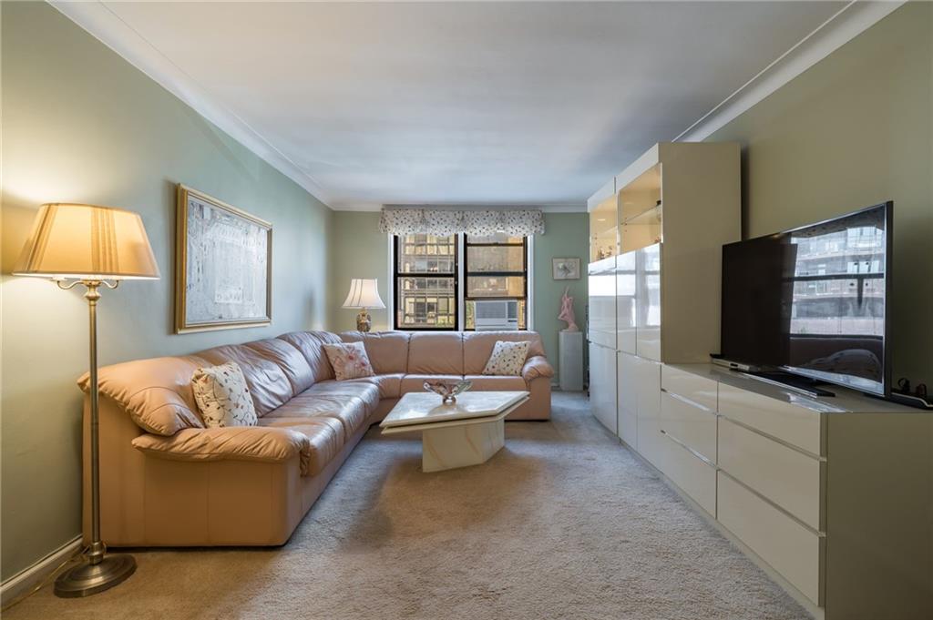 3060 Ocean Avenue 2L Property Photo 1