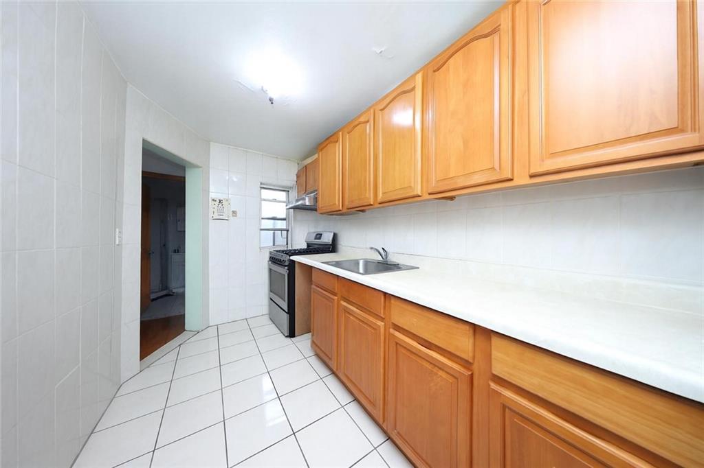 1026 39th Street Property Photo 11