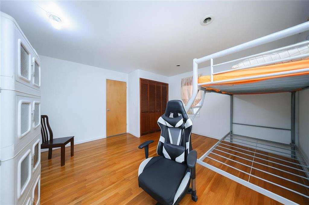 1026 39th Street Property Photo 22