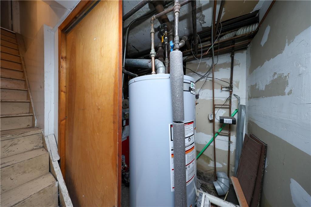 1026 39th Street Property Photo 24