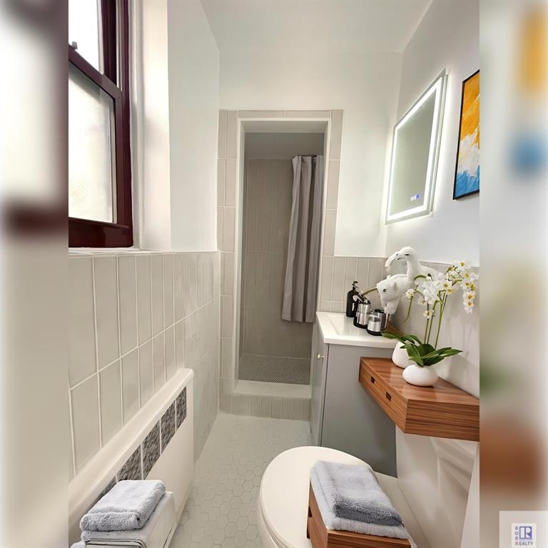 3178 Nostrand Avenue 1m Property Photo 6