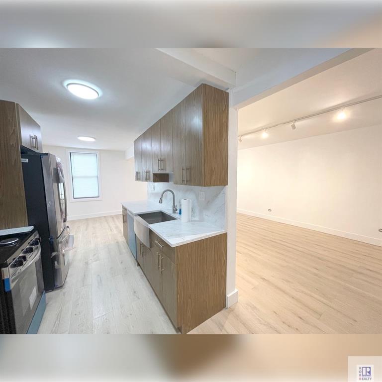 3178 Nostrand Avenue 1m Property Photo 24