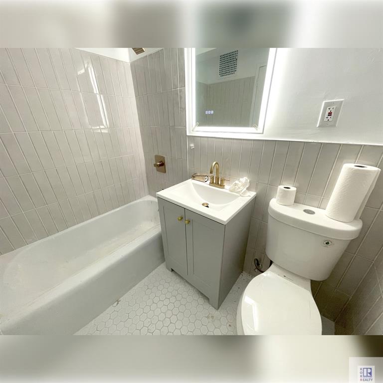 3178 Nostrand Avenue 1m Property Photo 26
