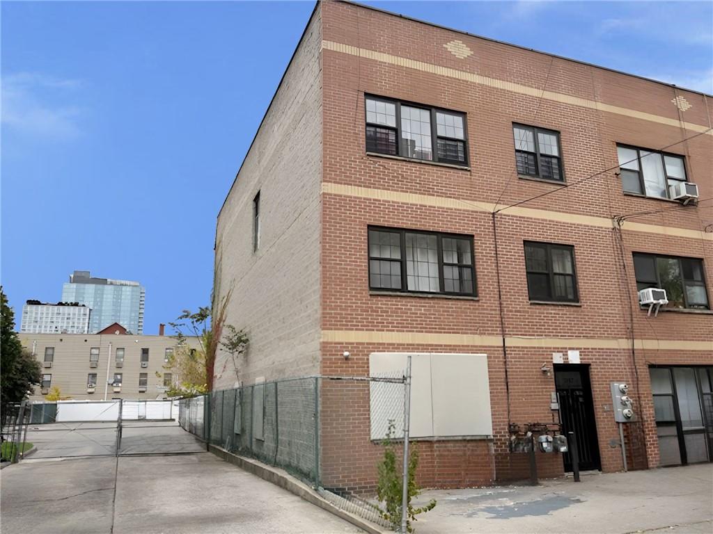 2517 Snyder Avenue Property Photo 1