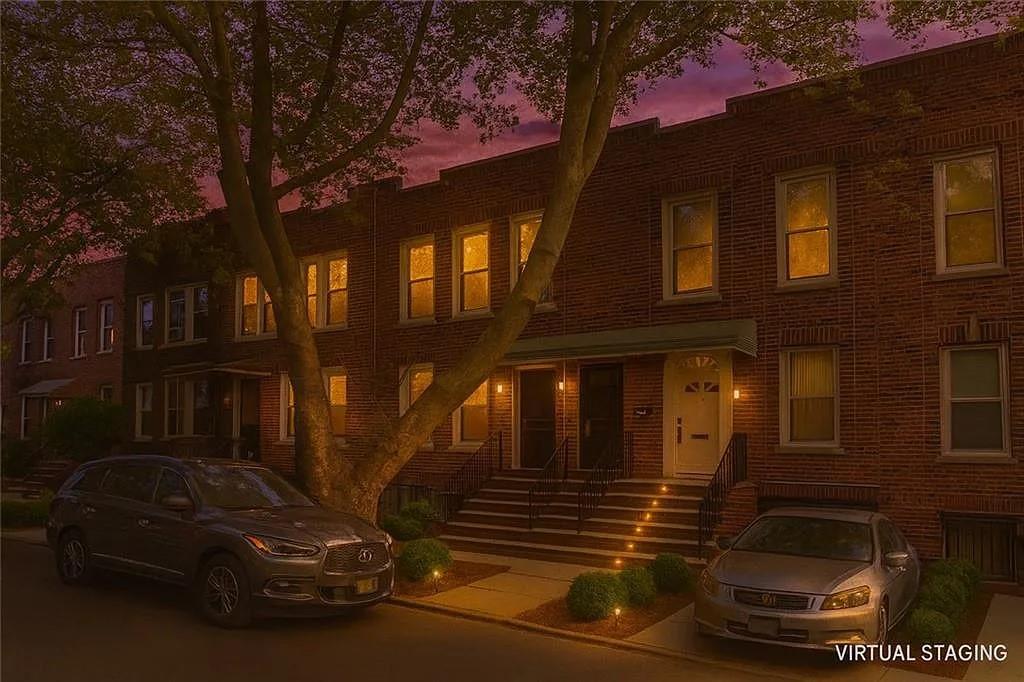775 48th Street Property Photo 1