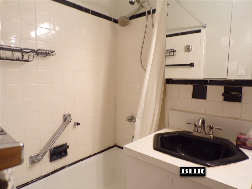 2265 Gerritsen Avenue 1s Property Photo 13