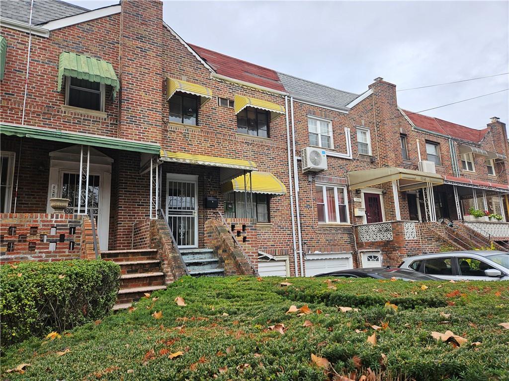 1248 East 53rd Street Property Photo 1