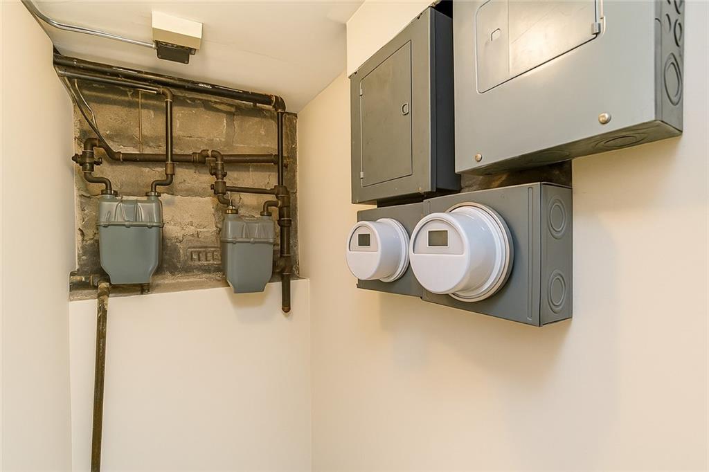 1475 West 9th Street Property Photo 23