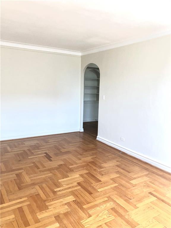 1900 Quentin Road E5 Property Photo 16