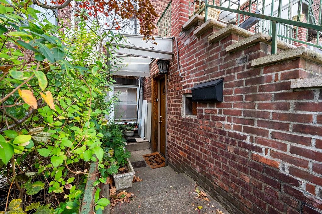 38 Corbin Place Property Photo 25