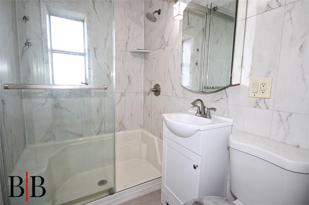 1340 East 58th Street Property Photo 8