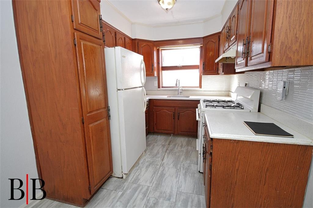 1340 East 58th Street Property Photo 11
