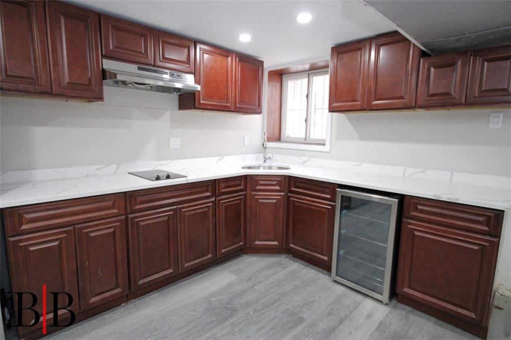 1340 East 58th Street Property Photo 23