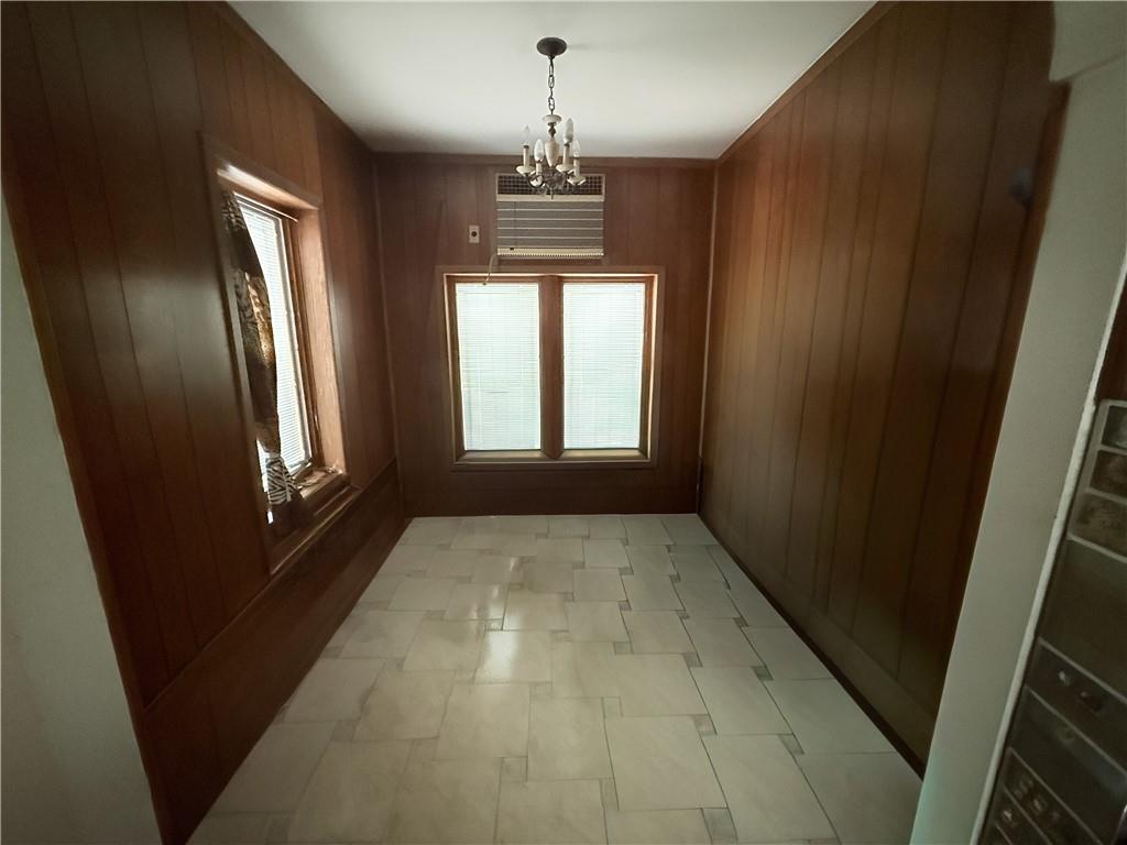 1746 East 28th Street Property Photo 9