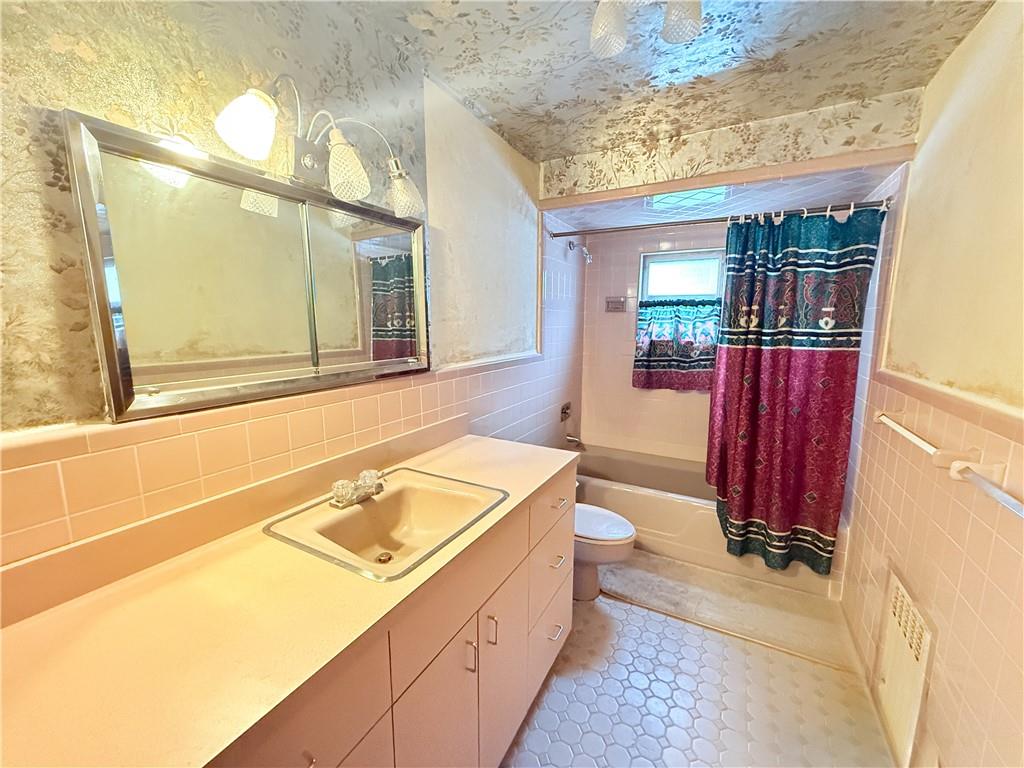 1746 East 28th Street Property Photo 19