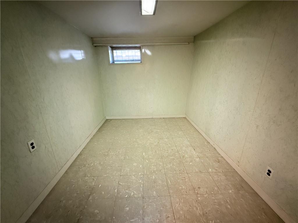 1746 East 28th Street Property Photo 22