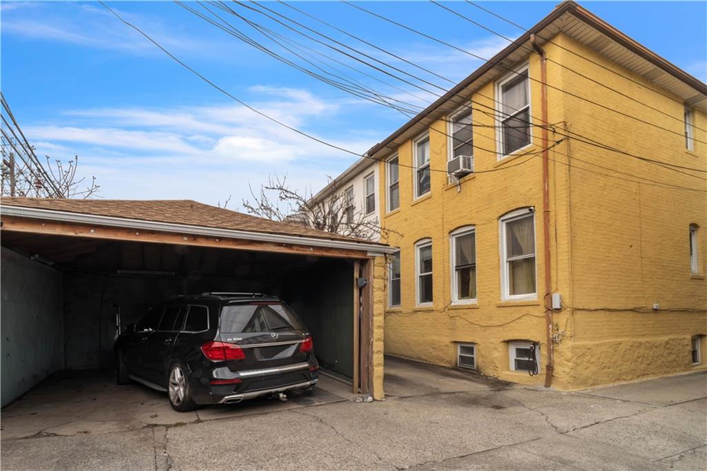 2356 63rd Street Property Photo 15
