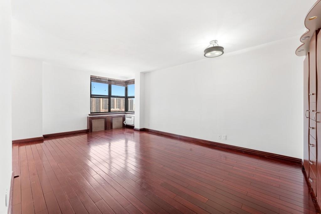 40 Brighton 1st Road 15m Property Photo 6
