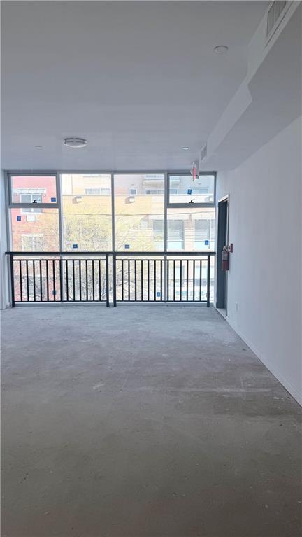 828 57th Street 3r Property Photo 2