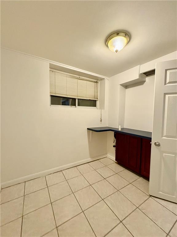 2065 Shore Parkway Property Photo 12