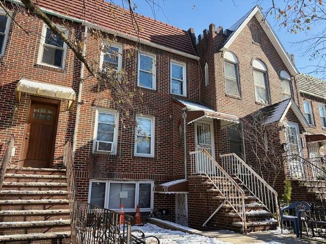 1941 East 29th Street Property Photo 3