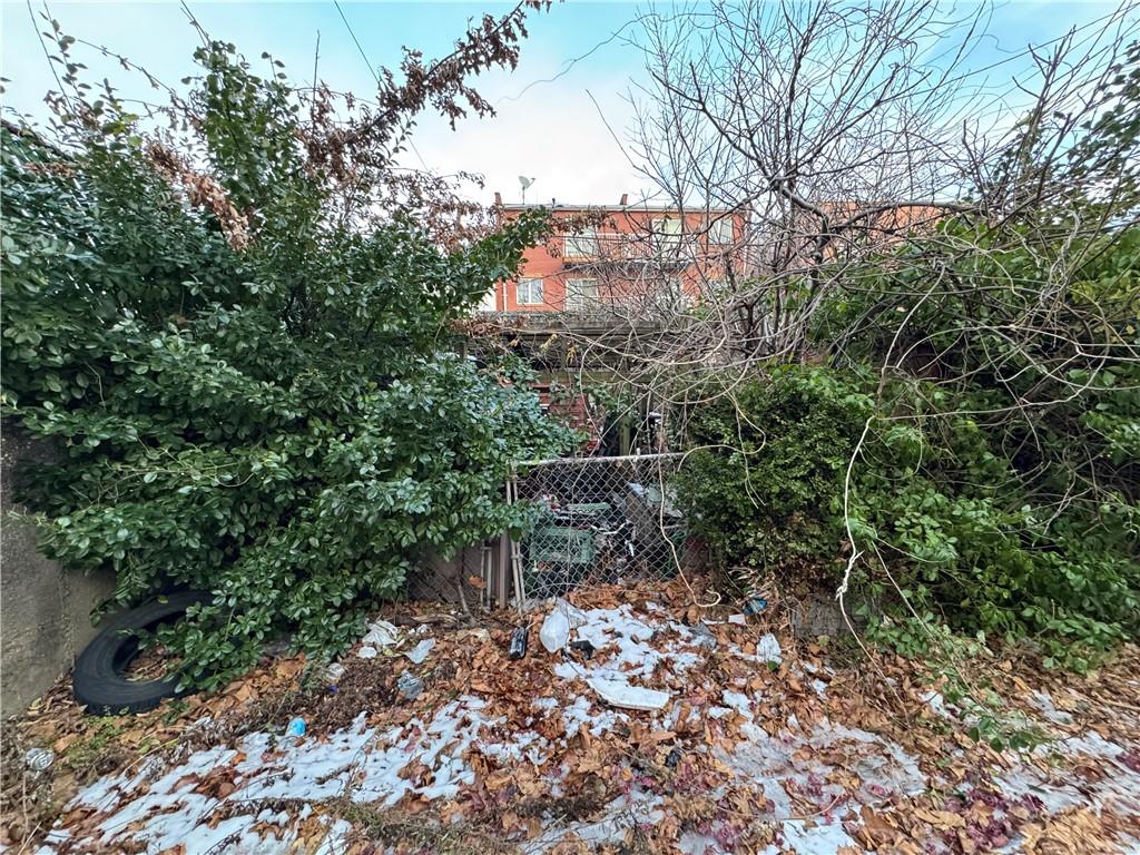 2115 Batchelder Street Property Photo 6