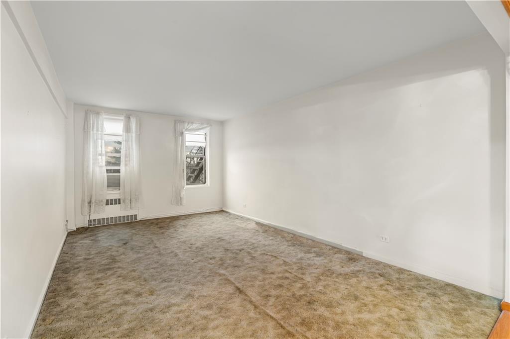 2465 Haring Street 4f Property Photo 10