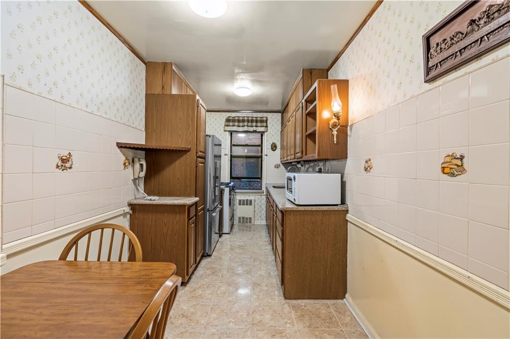 2465 Haring Street 4f Property Photo 13