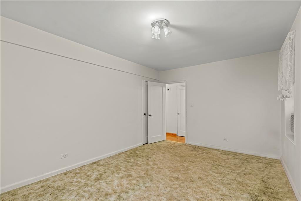 2465 Haring Street 4f Property Photo 18