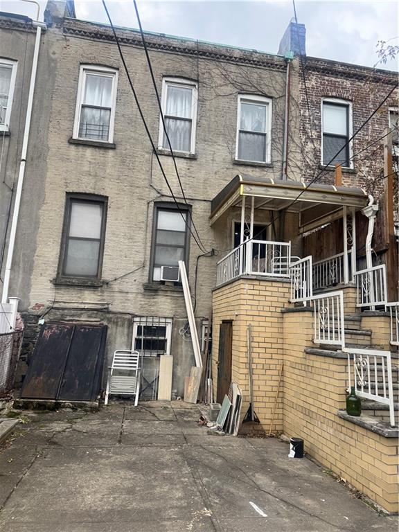 2465 Bedford Avenue Property Photo 4