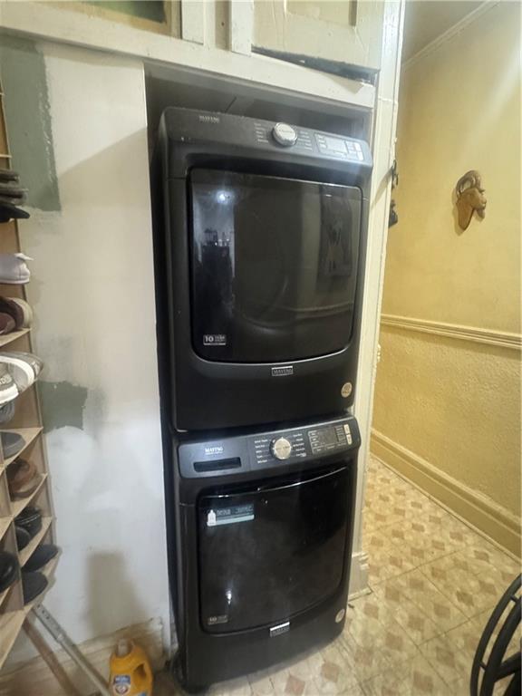 2465 Bedford Avenue Property Photo 5