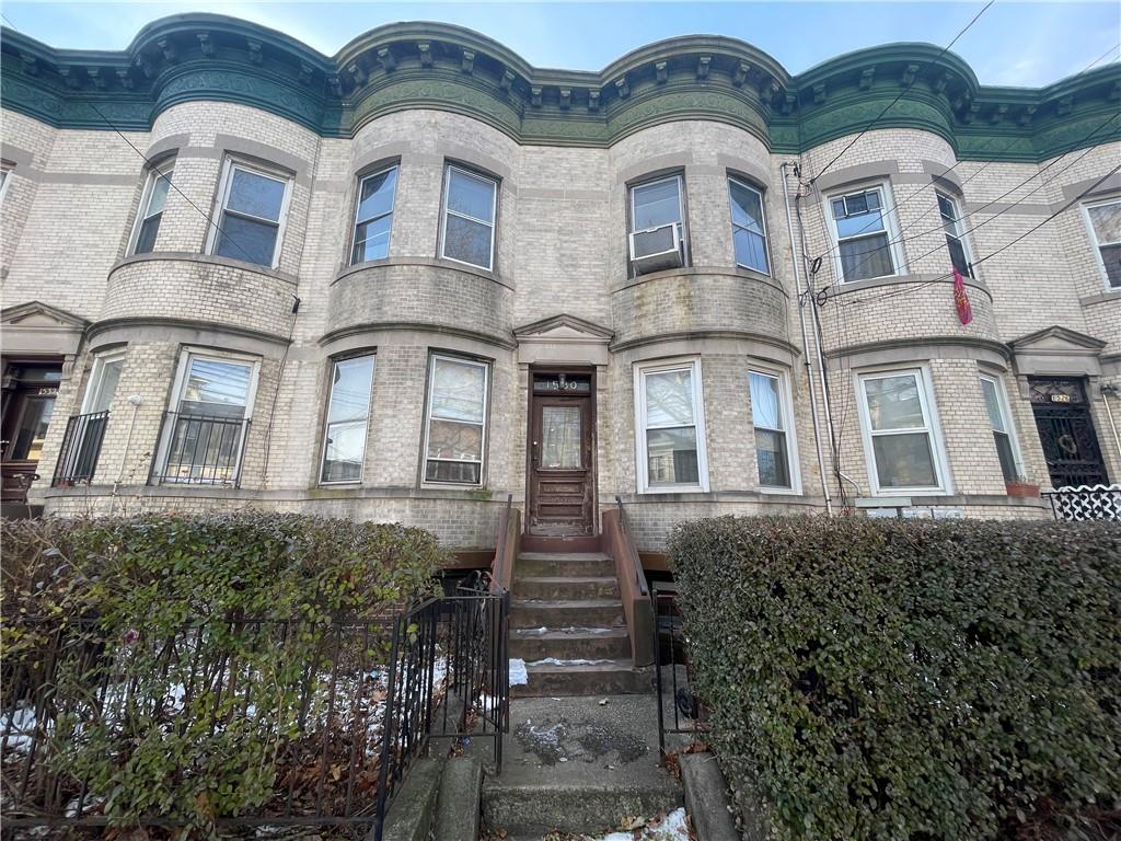 1530 71st Street Property Photo 1