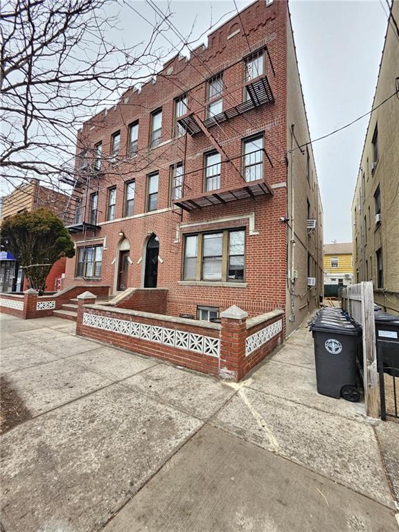 2315 Avenue Z Property Photo 3