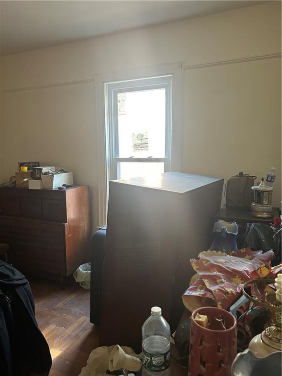 843 East 49th Street Property Photo 5