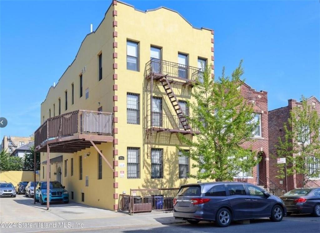 1733 East 4th Street 1a Property Photo 1