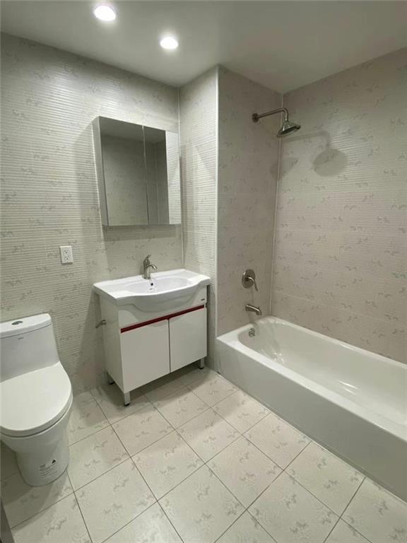 168 Avenue P 8c Property Photo 17
