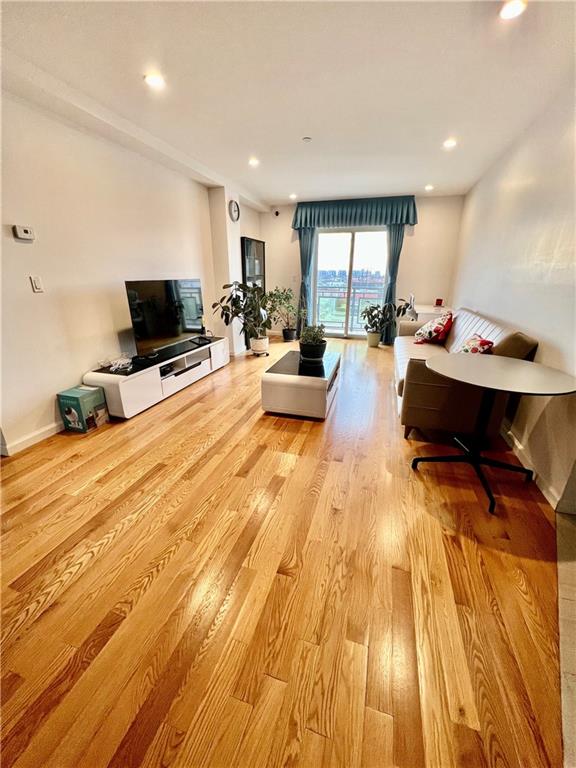 168 Avenue P 8c Property Photo 24