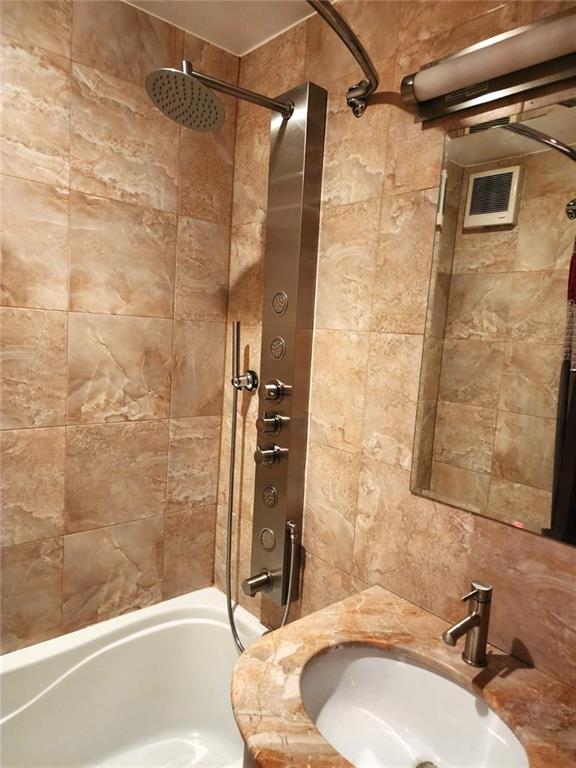 1801 Ocean Avenue 5f Property Photo 6