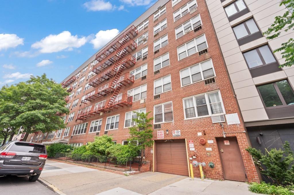 1801 Ocean Avenue 5f Property Photo 9