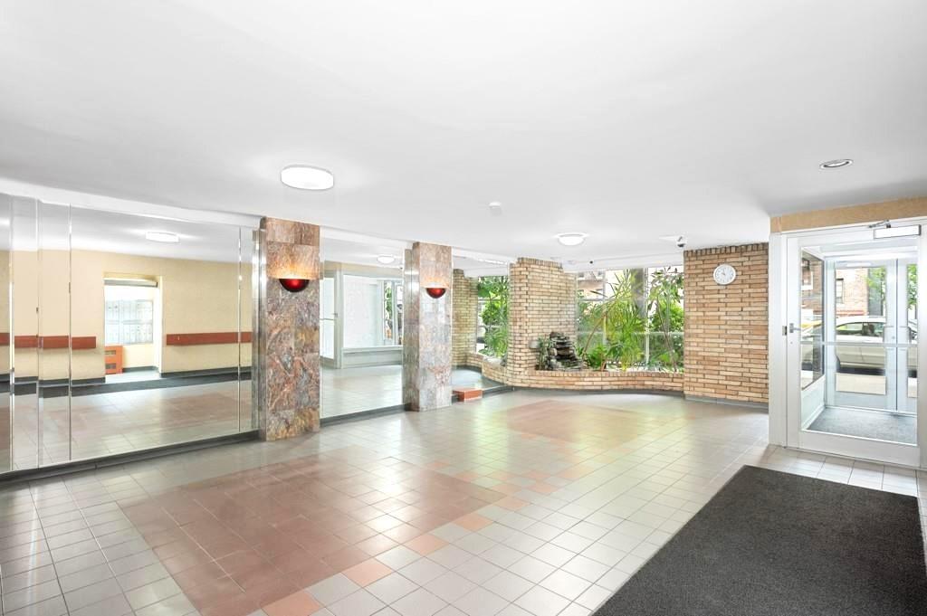 1801 Ocean Avenue 5f Property Photo 10