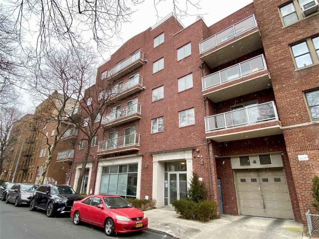 1689 East 21st Street 4a Property Photo 3