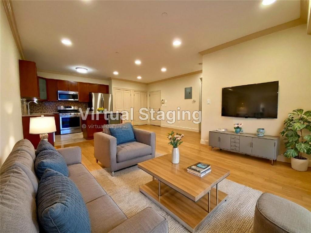1689 East 21st Street 4a Property Photo 5