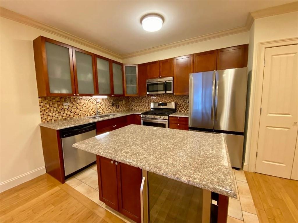 1689 East 21st Street 4a Property Photo 10