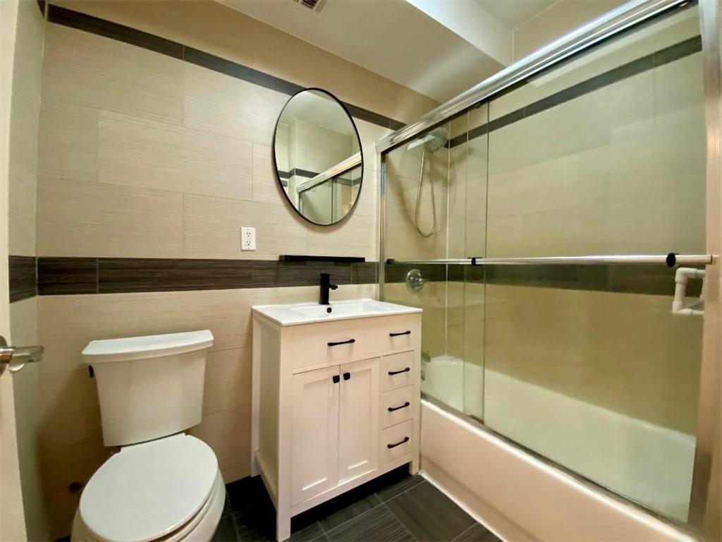 1689 East 21st Street 4a Property Photo 14