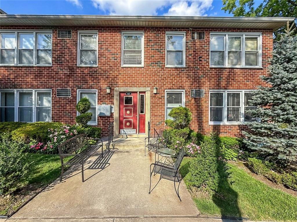 485 Armstrong Avenue G2 Property Photo 1