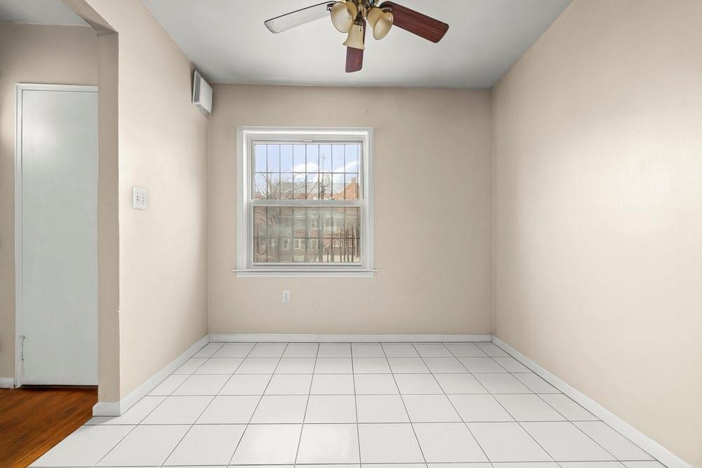 10210 Avenue J Property Photo 14