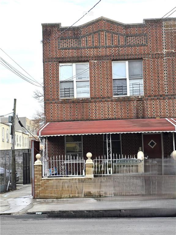 106 Newport Street Property Photo 1