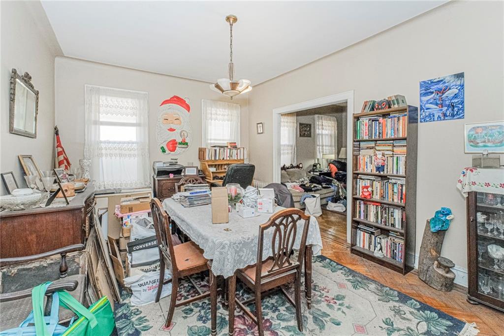 1558 Brooklyn Avenue Property Photo 5