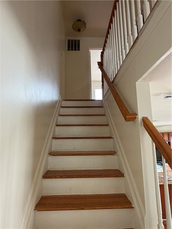 226 Osgood Avenue Property Photo 6
